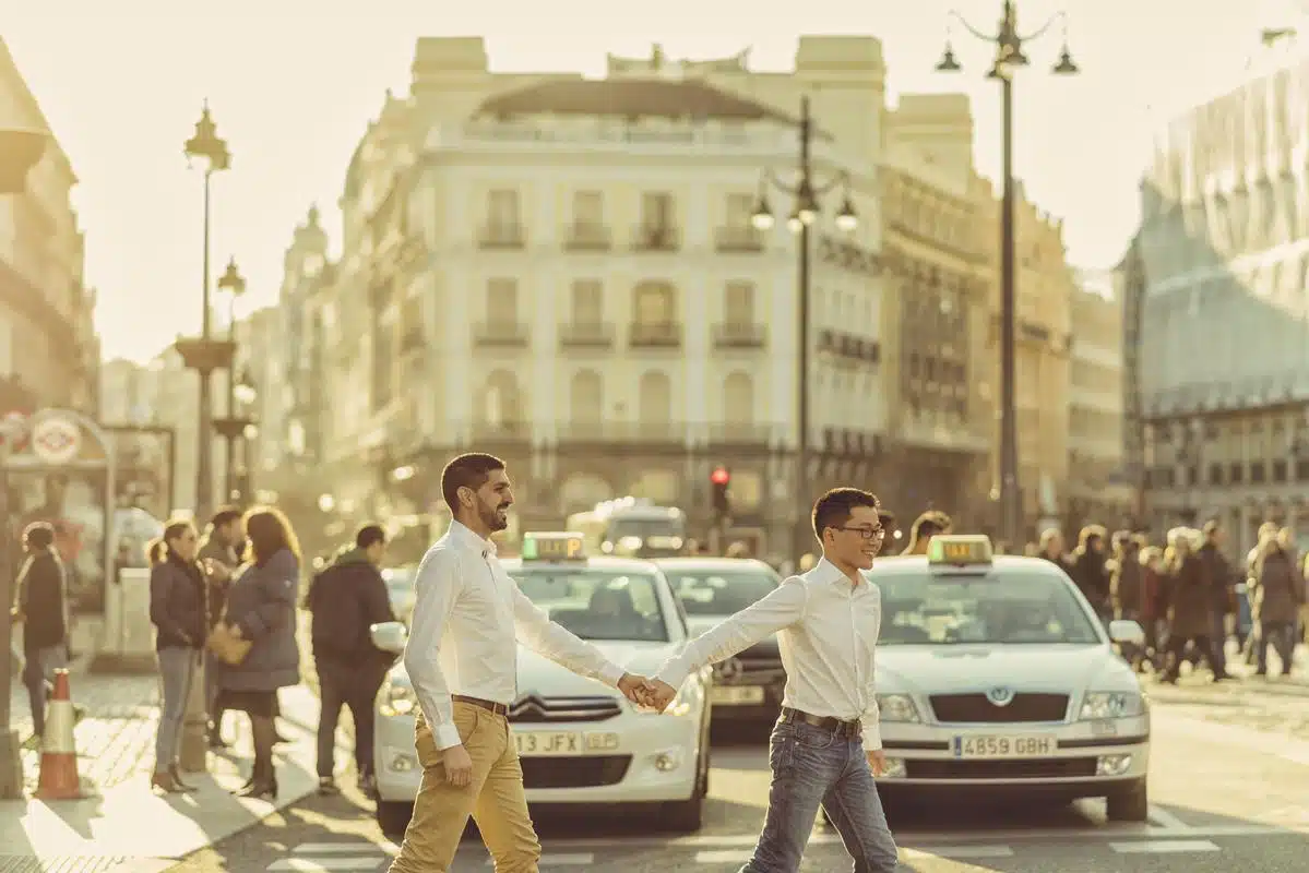 Preboda Madrid urbano - pareja gay