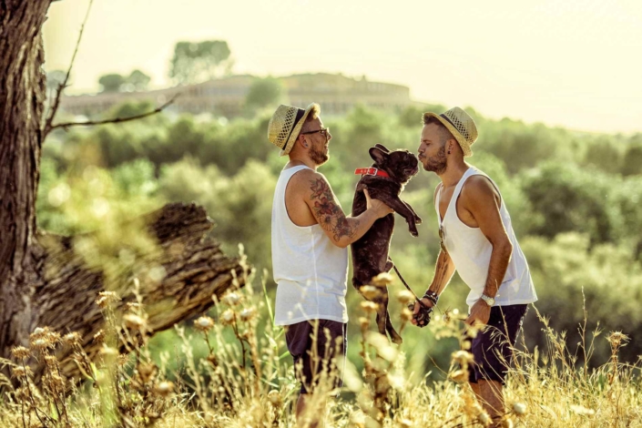 parejas GAYS con perro